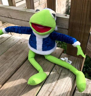 File:Toy factory 2007 plush christmas kermit.jpg