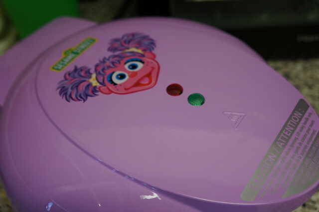 File:Abby Cadabby Waffle maker.jpg