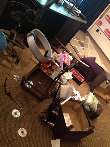 File:Animal wrecks Radio Disney.jpg
