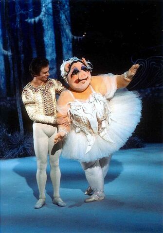 File:Nureyev10.jpg
