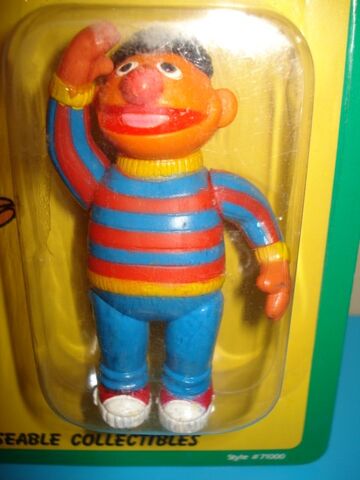 File:Tara toys 1986 ernie figure 1.jpg