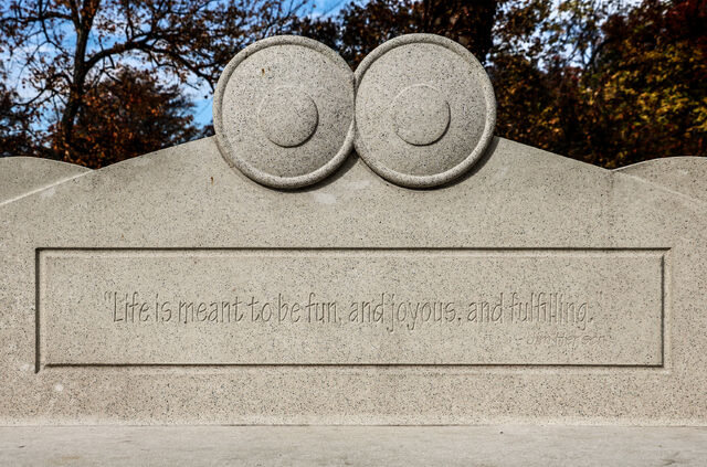 File:Magruder bench 03.jpg