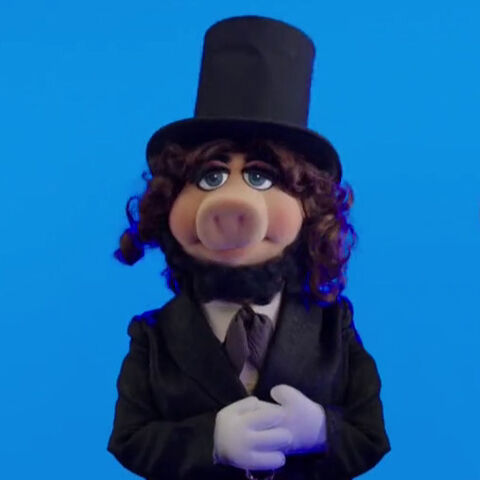File:Piggy Lincoln 2014 Facebook.jpg