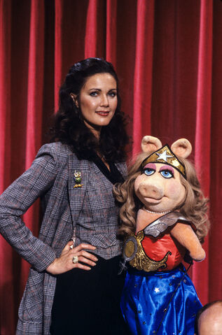 File:Lynda Carter10.jpg
