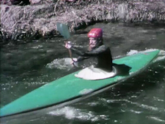 File:2233-Kayak.jpg