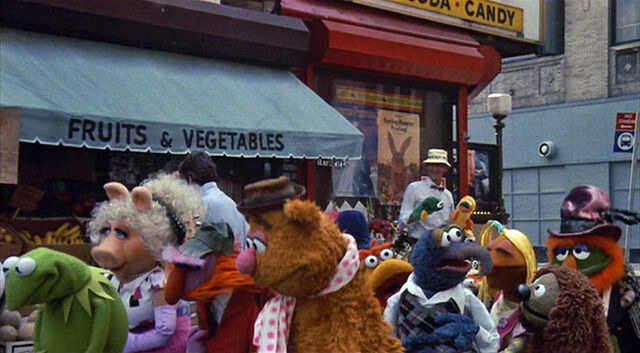File:MTM-PuppetStreetVendor.jpg