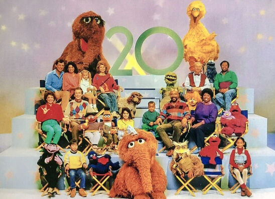 File:SSSeason20Cast.jpg