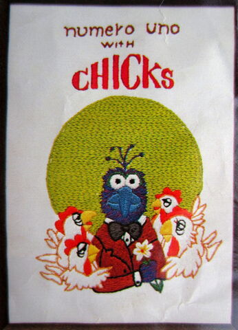 File:Caron 1980 crewel kit gonzo numero uno with chicks 2.jpg