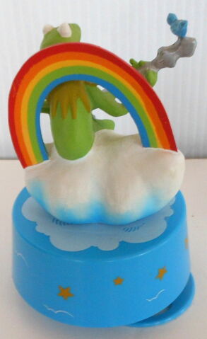 File:Presents over the rainbow music box hamilton gifts 3.jpg