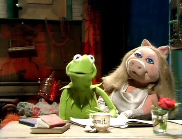 File:111kermitpiggy3.jpg