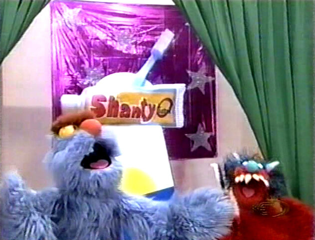File:Pancho-BrushingTeeth.jpg