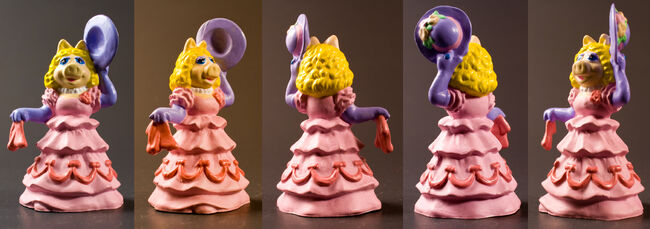 PVCs DisneyParks - Piggy Southern Belle