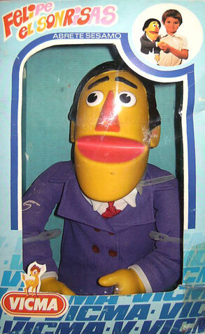 File:VICMA SESAME MUPPET GUY SMILEY.jpg