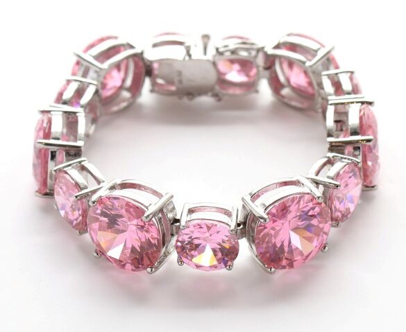 File:PiggyJewelry3.jpg