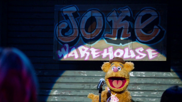 File:TheMuppets-S01E05-JokeWarehouse-Fozzie.png
