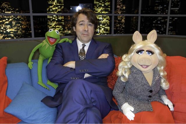 File:JONATHAN ROSS SHOW.jpg