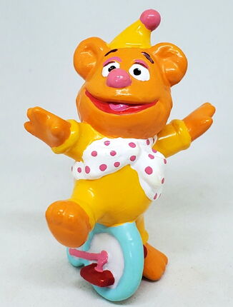 File:ApplauseBabyFozzieClownPVC.jpg