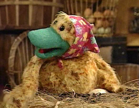 File:Mamaduck.jpg
