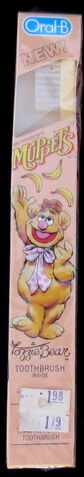 File:Fozzie toothb.jpg