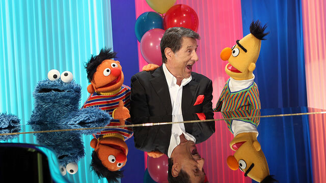 File:Sesamstrasse-Ernie&BertSongs-UdoJürgens-(2013-02-05).jpg