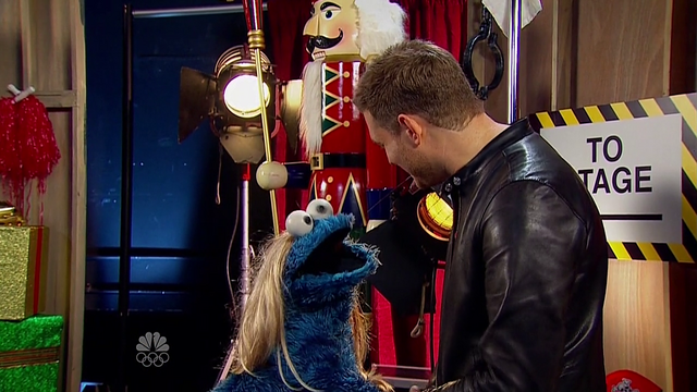 File:MichaelBublé&CookieMonsterAsMariahCarey-(2013).png