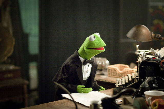 File:Themuppets2011still kermit.jpg