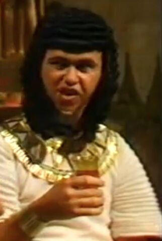 File:NigelPlaskittTheCleopatras.jpg