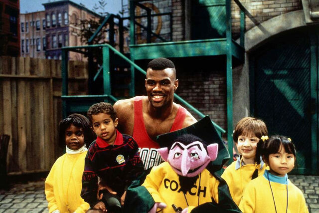 File:SesameStreet-DavidRobinson-Count-(1995-12-11).jpg