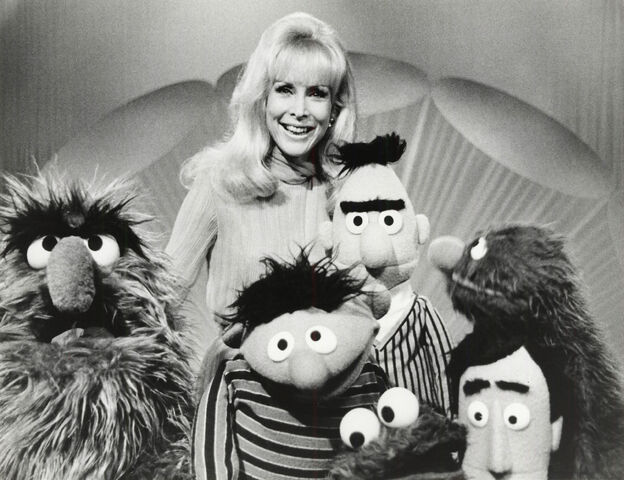 File:Barbara eden 2.jpg