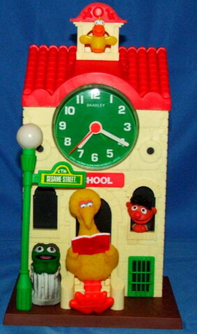 File:Bradley 1978 clock a.jpg