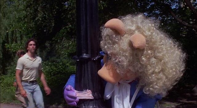 File:Gum goof.jpg