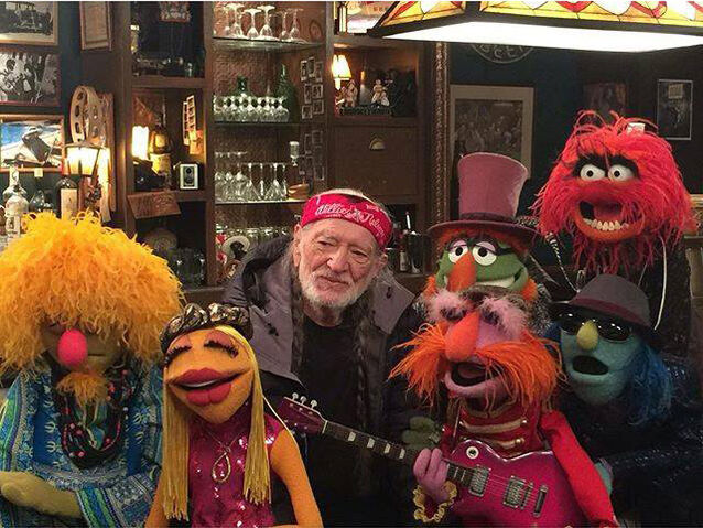 File:WillieNelson-EM.jpg
