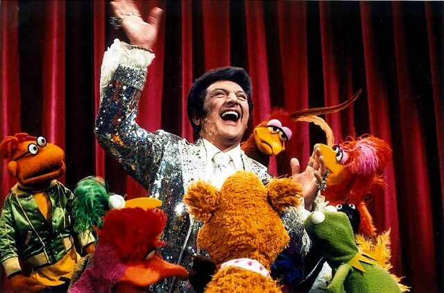 File:Liberace07.jpg
