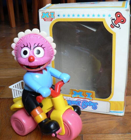 File:Mecanica ibense wind-up baby animal 1.jpg