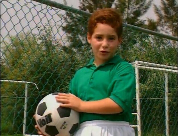 File:BoySoccerTeam.jpg