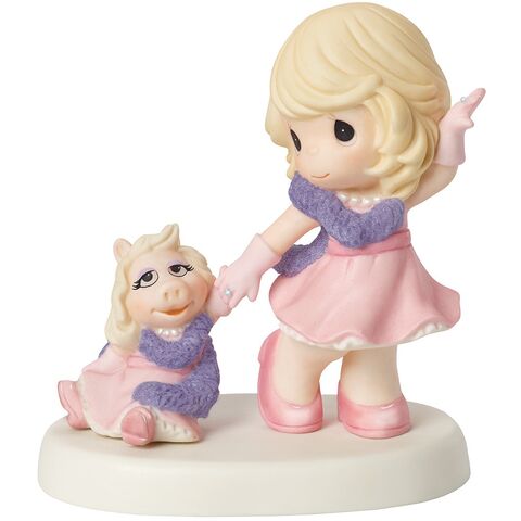 File:Precious-moments-girl-with-miss-piggy-figurine.jpg