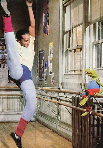 File:Geneanthonyray.jpg