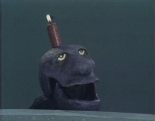File:MuppetPuppetPlays12.jpg
