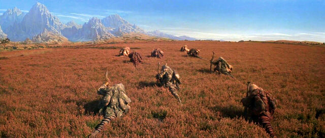 File:TheDarkCrystal-Mystics'Journey02.jpg