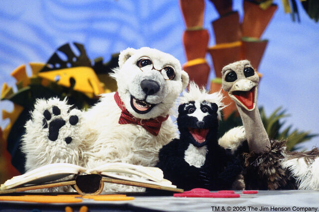 File:Group.animalshow.jpg