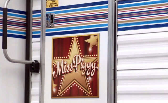 File:Piggy trailer ABC promo.jpg