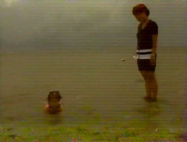File:KidsBeachFun.jpg