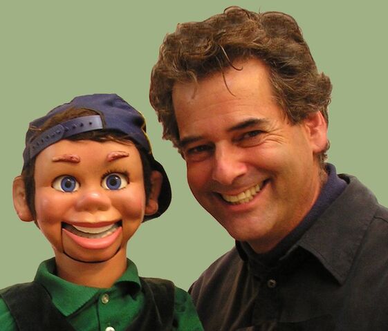 File:Steve Charney.jpg