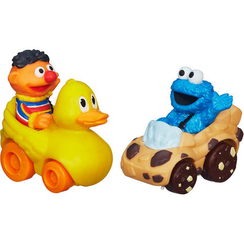 File:Racers er cm 1.jpg