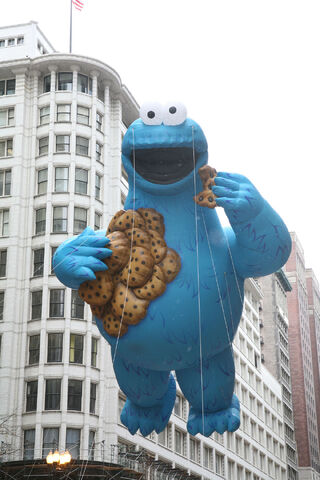 File:Cookiemcdbaloon.jpg