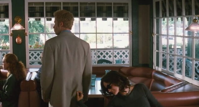 File:Memento forgetful jones.jpg