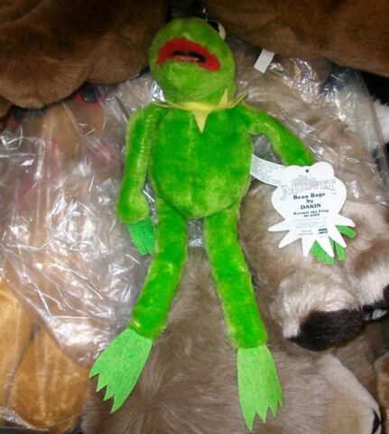 File:Dakin 1981 beanbag plush kermit.jpg