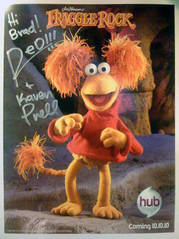 File:SDCC2010-RedFraggleAutograph.jpg