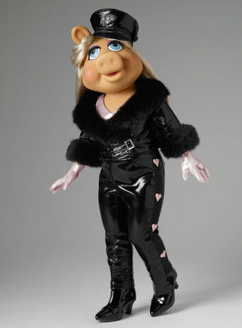 File:Tonner hog wild.jpg