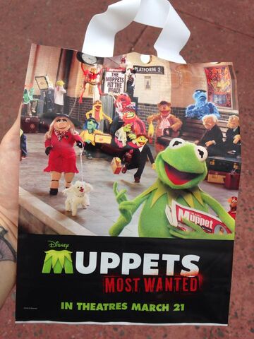 File:Muppets Most Wanted Trick or Treat Bag Disney Hollywood Studios.jpg